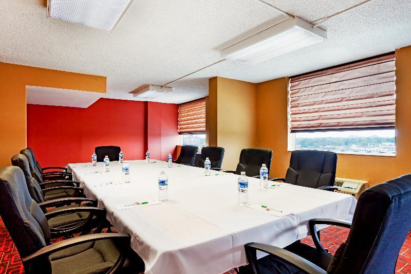 Express - Midtown By Ihg Hotel 3*